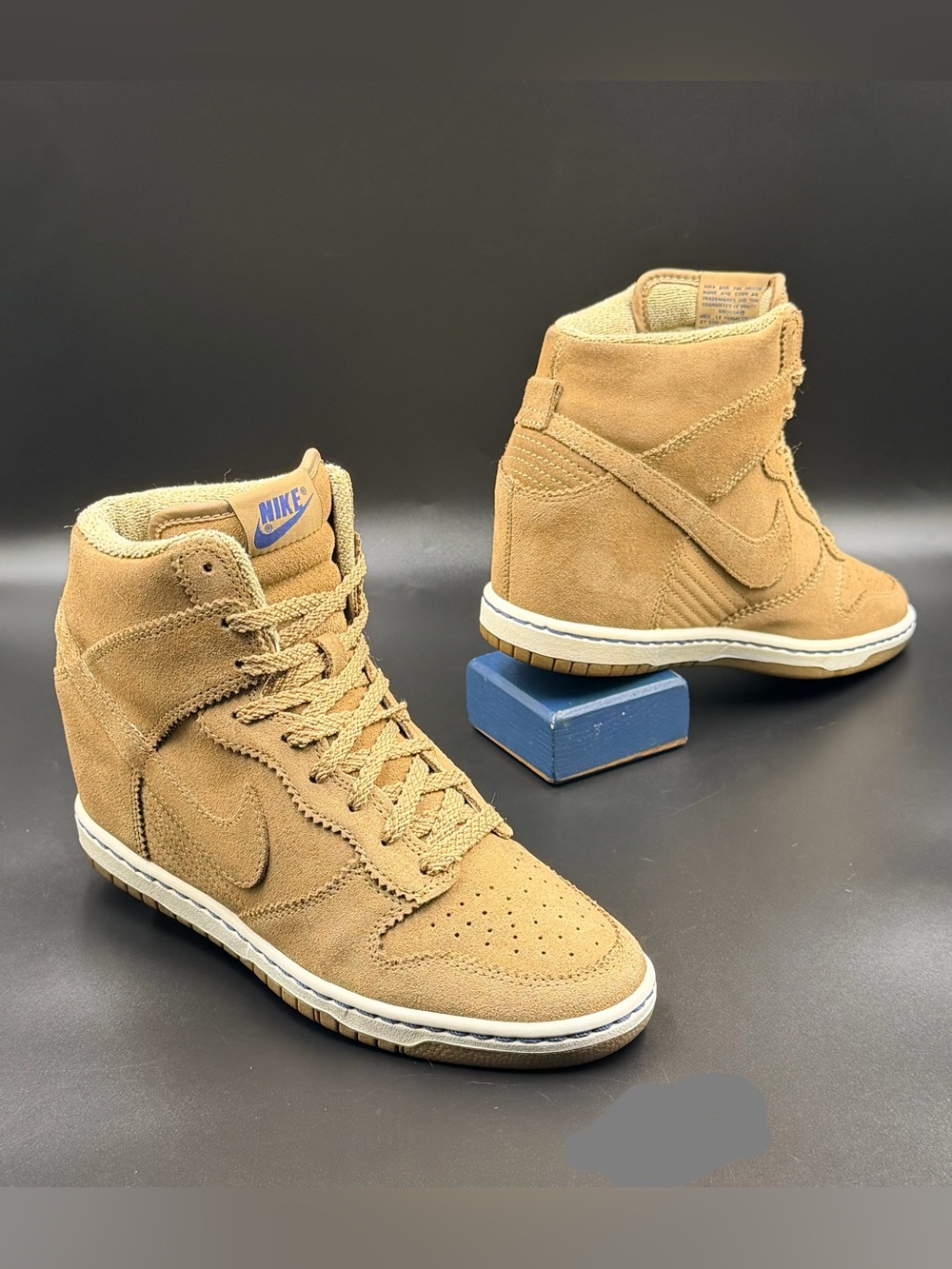 Nike Wmns Dunk Sky High
